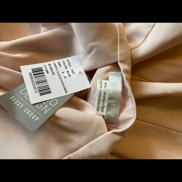 Bridesmaids dress in blush size 6 - Picture 5 of 6